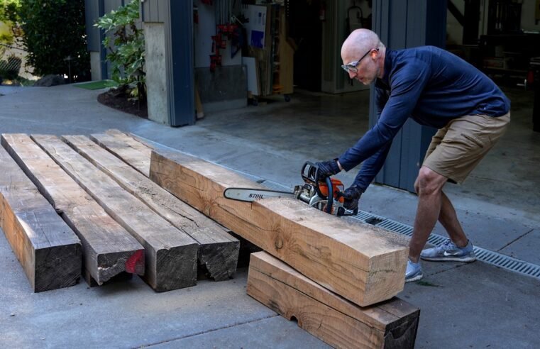 2000 Pound Table