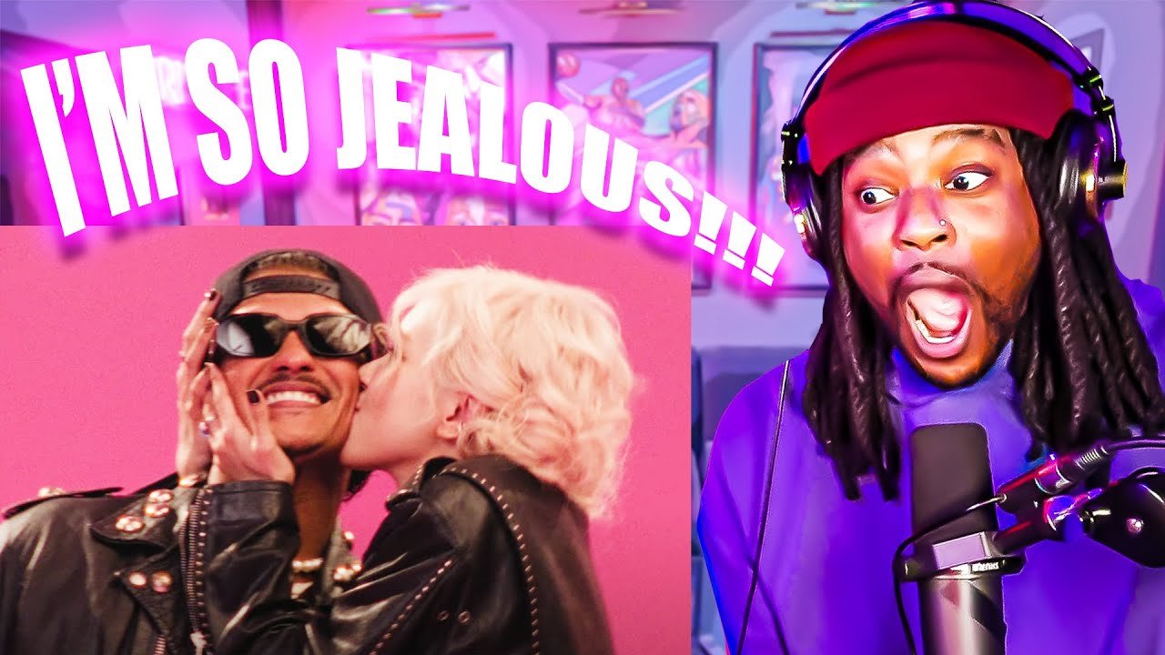ROSÉ & Bruno Mars – APT. (Official Music Video) | REACTION!!!
