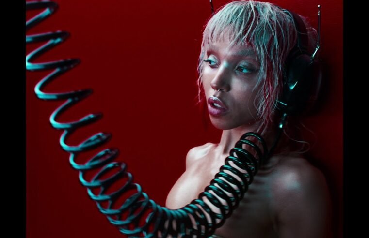 FKA twigs – Perfect Stranger