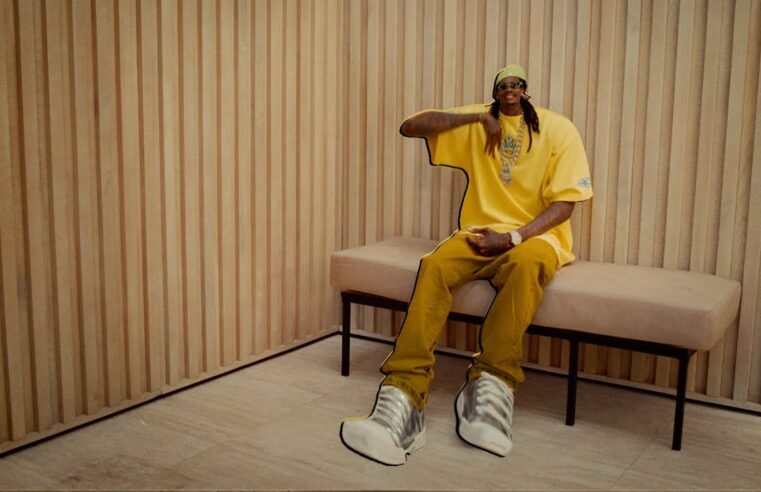 Wiz Khalifa – Khalifa’s Home [Official Music Video]