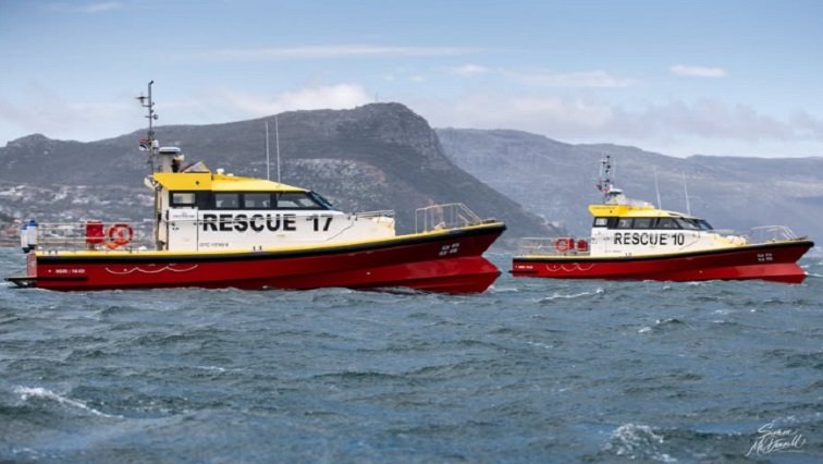 NSRI rescues patient from ship after stair fall near Gqeberha – SABC News