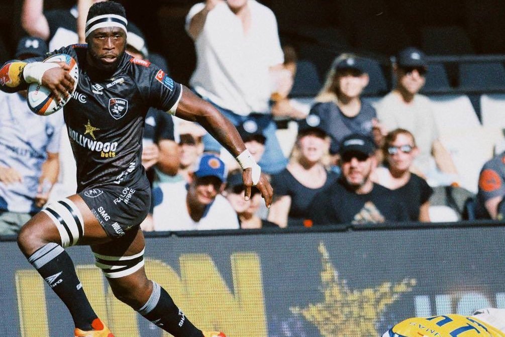 Watch: Siya can’t stop scoring!