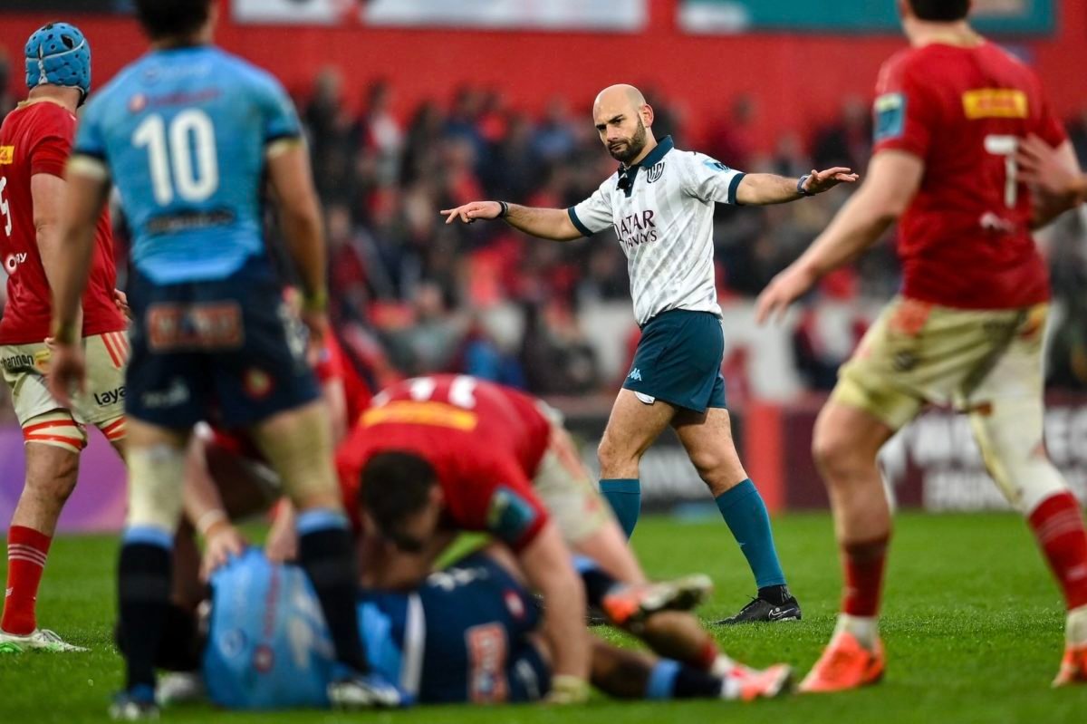 URC take ownership of referee’s error