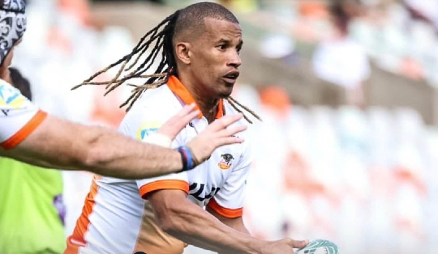 Frans wants Cheetahs backs to fire