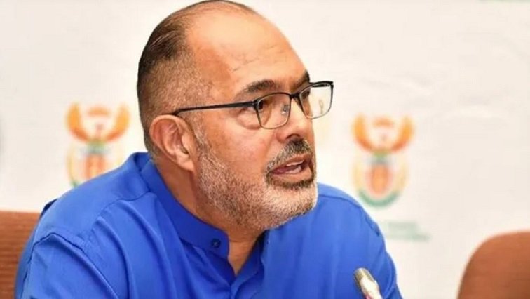 SARS warns consumers to ensure they are charged 15% VAT