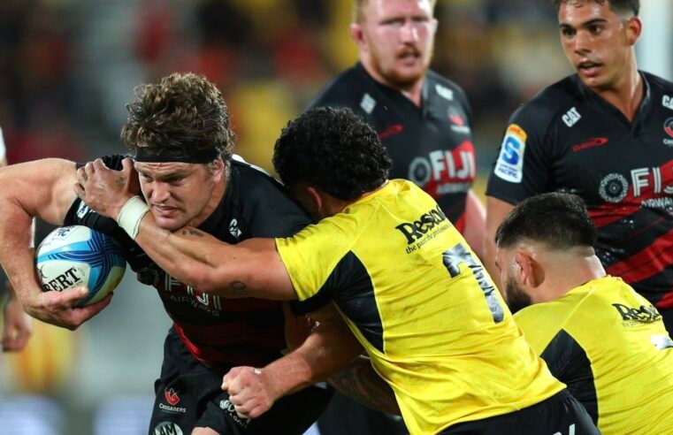 Barrett finds form as Crusaders go top