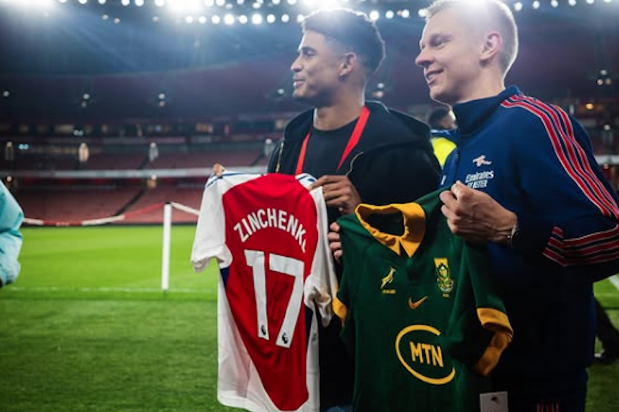 Watch: Sacha makes EPL switch