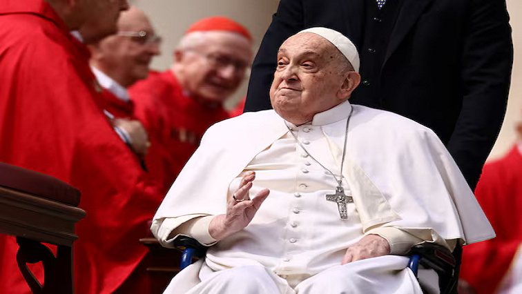 South Africans join world in mourning death of the Pope – SABC News