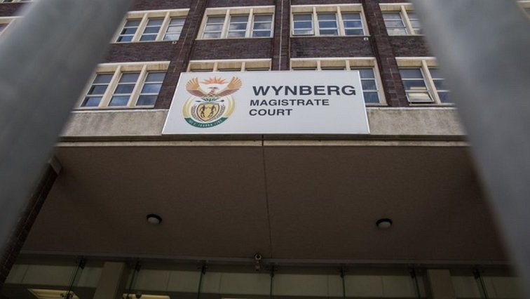 Law Society calls for inquiry into Wynberg court shooting – SABC News