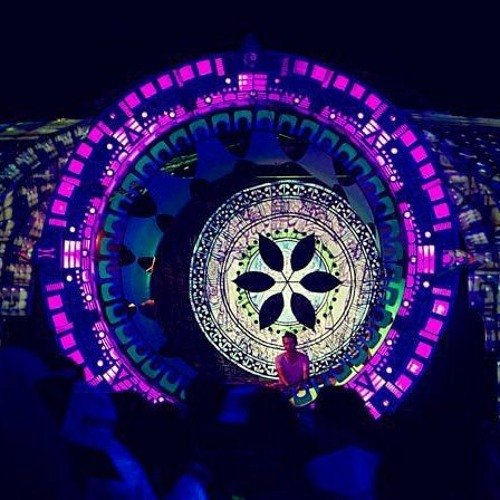 Avalon liveset (progressive) on 5FM radio, South Africa + interview