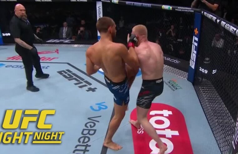Reinier de Ridder knocks out Bo Nickal in UFC Des Moines co-main event | ESPN MMA