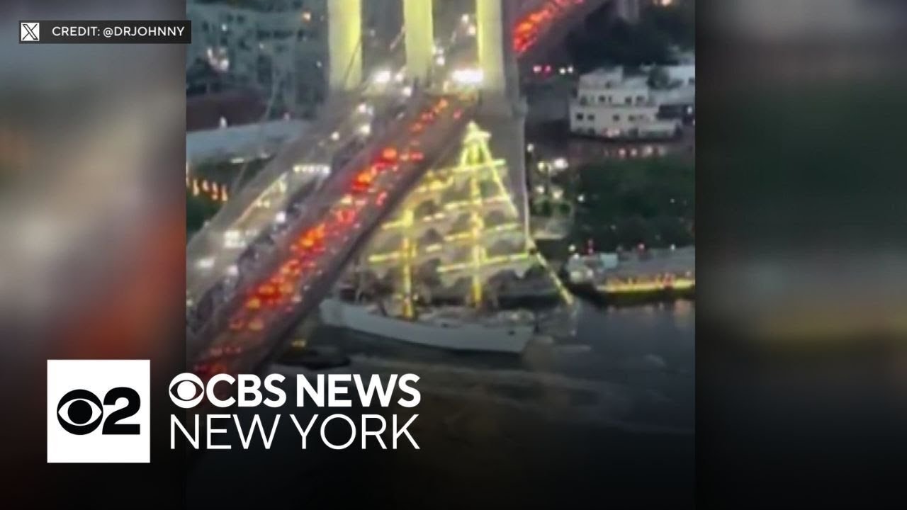 Videos show ship collision with Brooklyn Bridge
