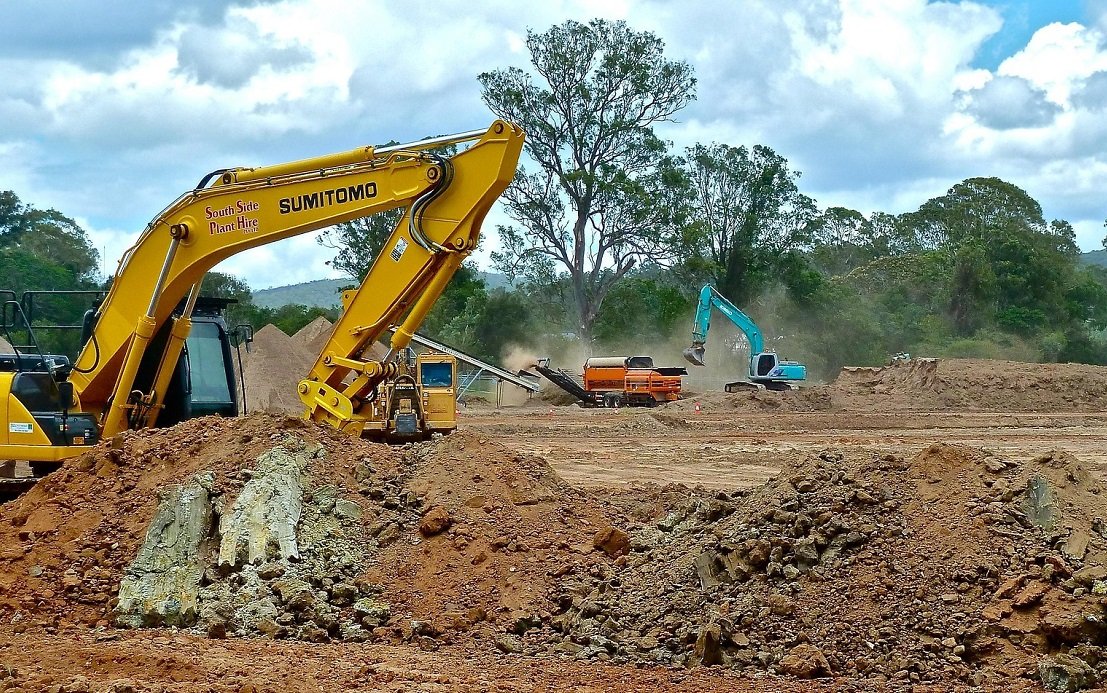 Godongwana announces over R1 trillion for infrastructure projects – SABC News