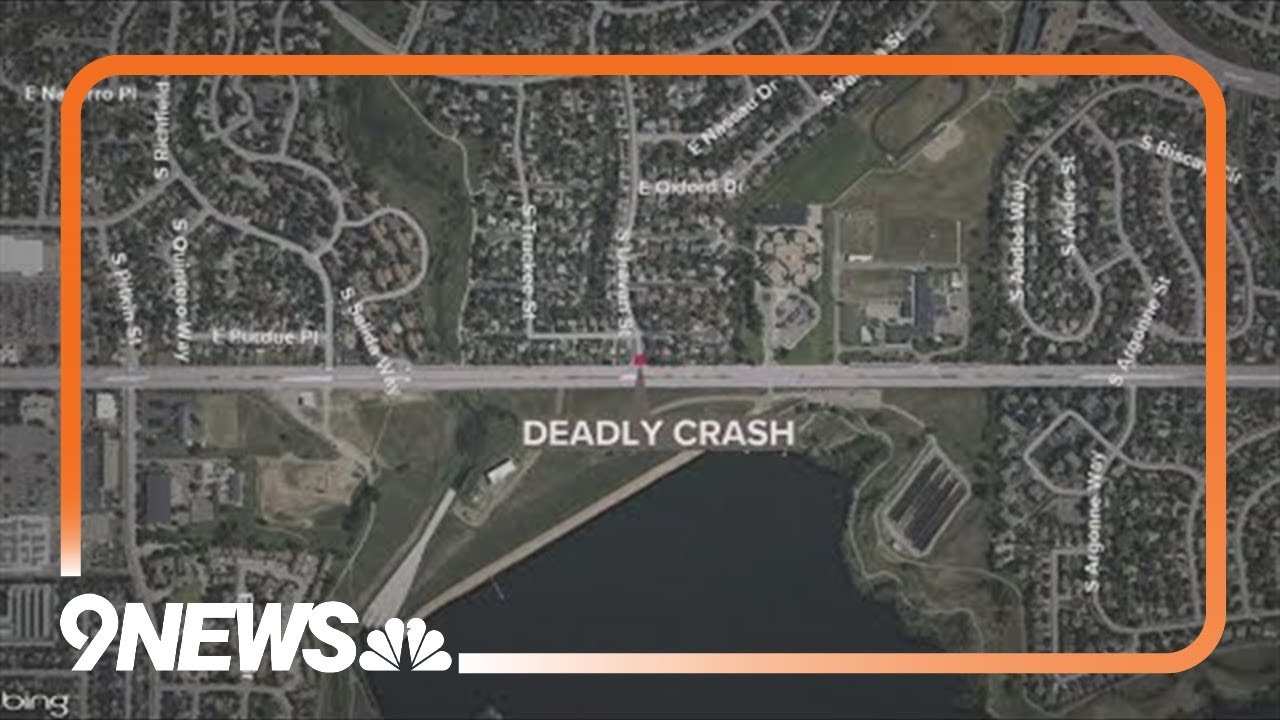 Fatal 4 vehicle crash closes part of Quincy Avenue in Aurora