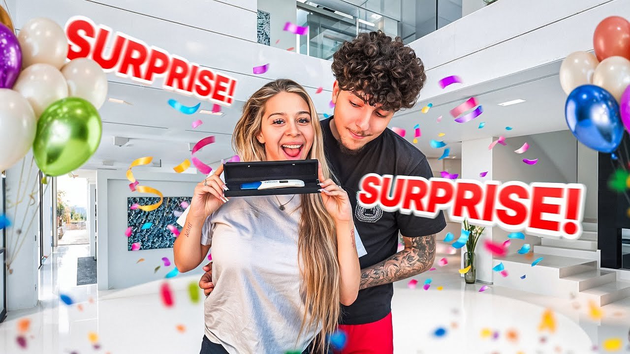 TELLING OUR FRIENDS & FAMILY THAT WE’RE PREGNANT!!