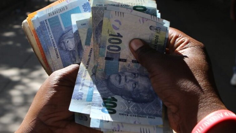 Govt and business urged to collaborate to fight illicit trade – SABC News