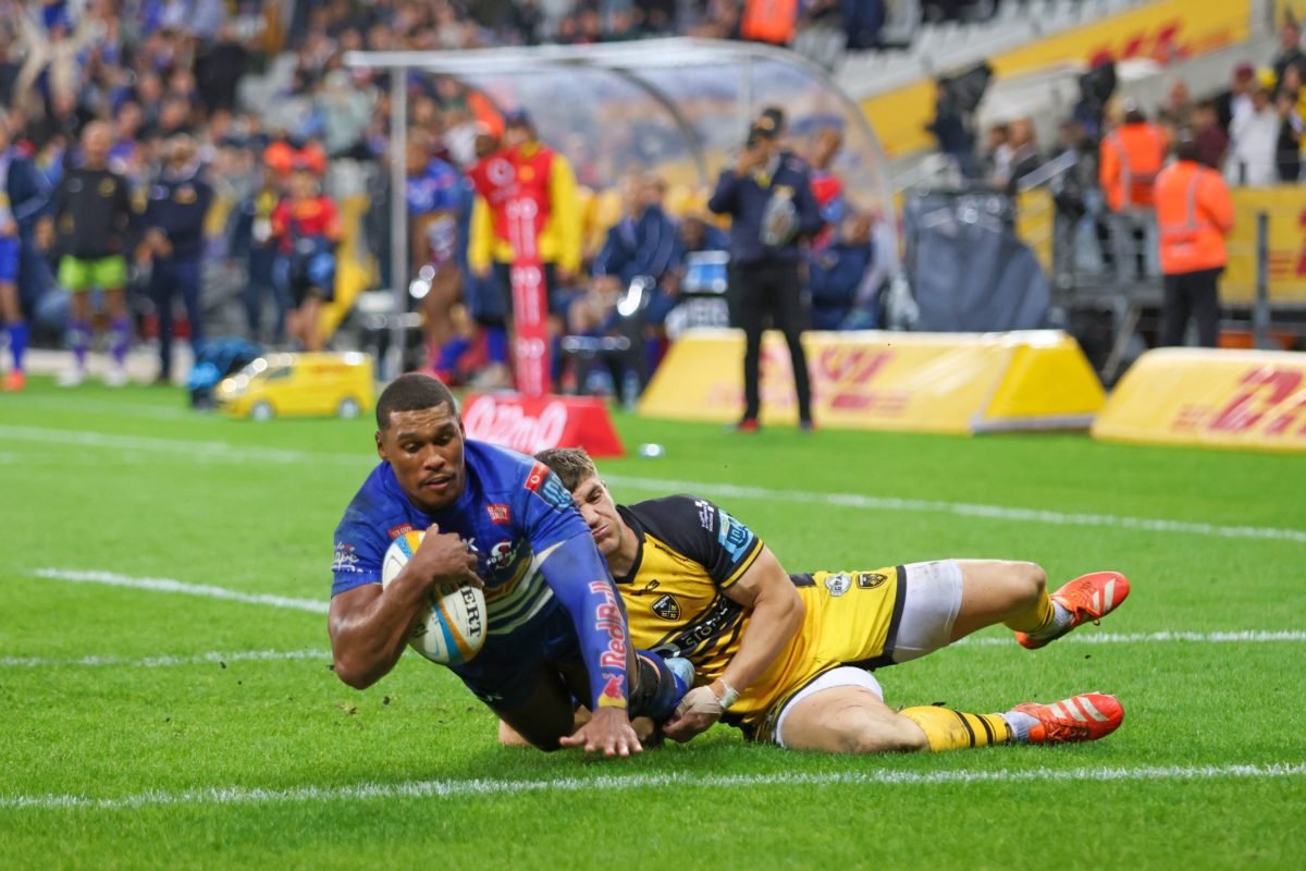 Stormers douse Dragons fire