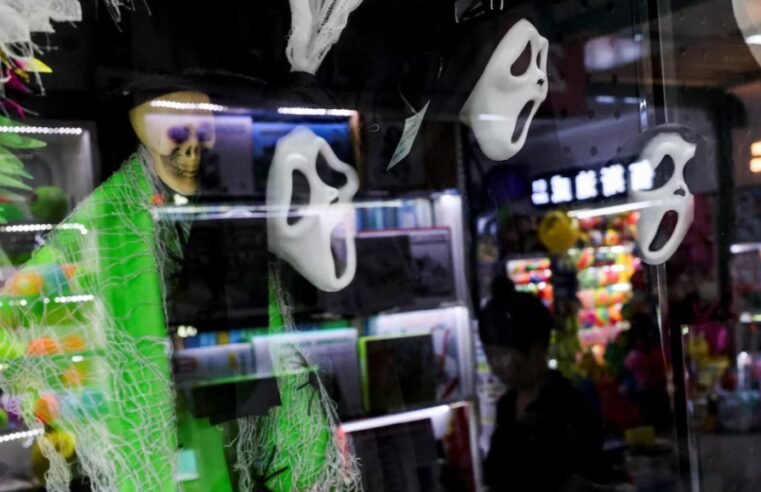 Tariff truce sparks hope for Halloween orders in China – SABC News