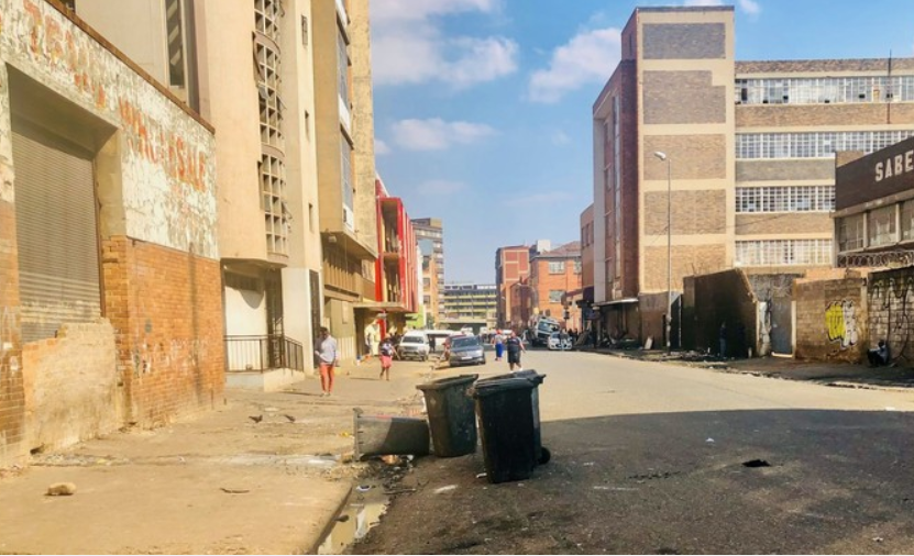15 illegally occupied buildings in Joburg CBD reclaimed: Lesufi – SABC News
