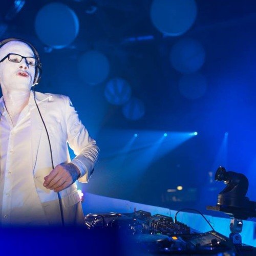 MR. WHITE – SENSATION SOUTH AFRICA 2013 [https://www.facebook.com/lovetrancemusicforever]