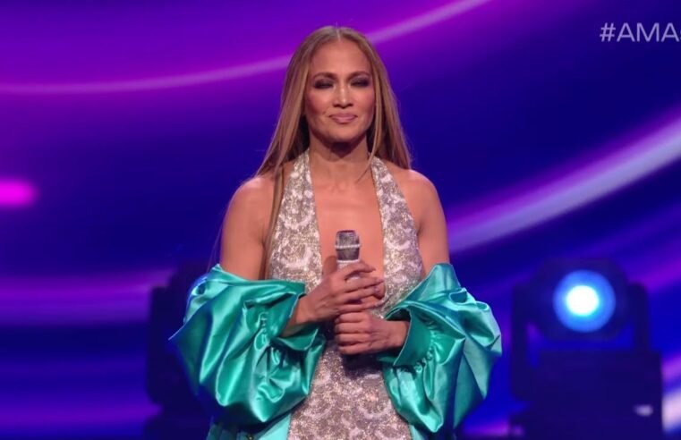 Jennifer Lopez Opens the Show [2025 American Music Awards]