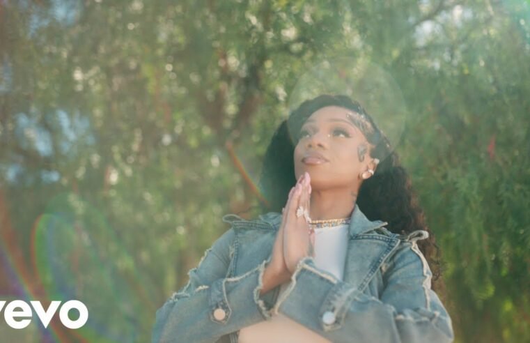 GloRilla – RAIN DOWN ON ME (feat. Kirk Franklin & Maverick City Music) (Official Video)