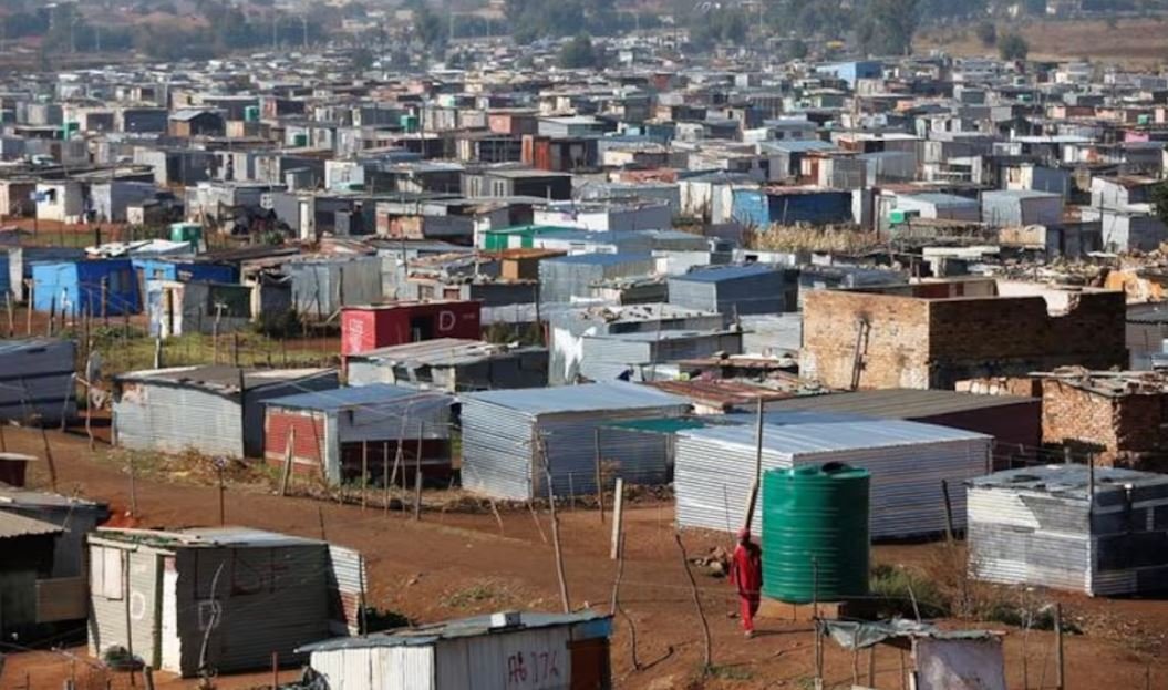 Residents occupying school in Diepkloof served eviction notices – SABC News