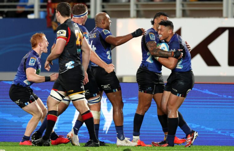 Blues take aim at Crusaders’ playoff streak