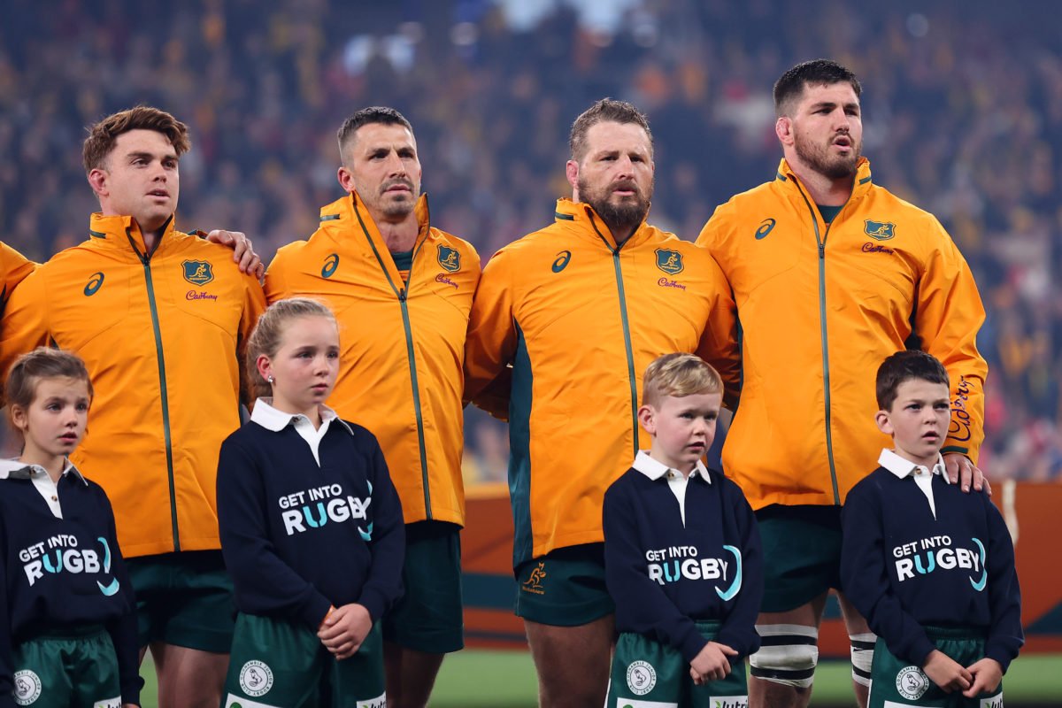 Wallabies coach Schmidt hails ‘leader’ Gordon