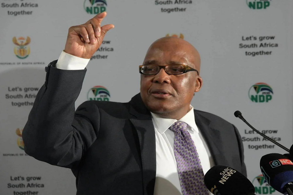 No need for alarm over India’s COVID surge: Motsoaledi – SABC News