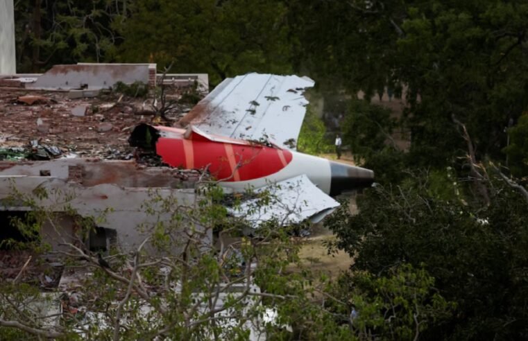 Survivor recounts his experience in plane crash, more than 290 killed – SABC News