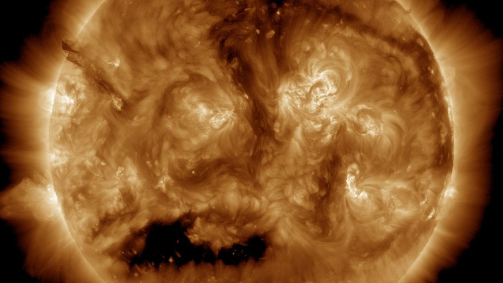 Solar geomagnetic storm pummeled earth over the weekend – SABC News