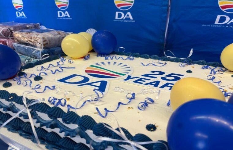 DA celebrates 25th birthday at old-age home in Hanover Park – SABC News