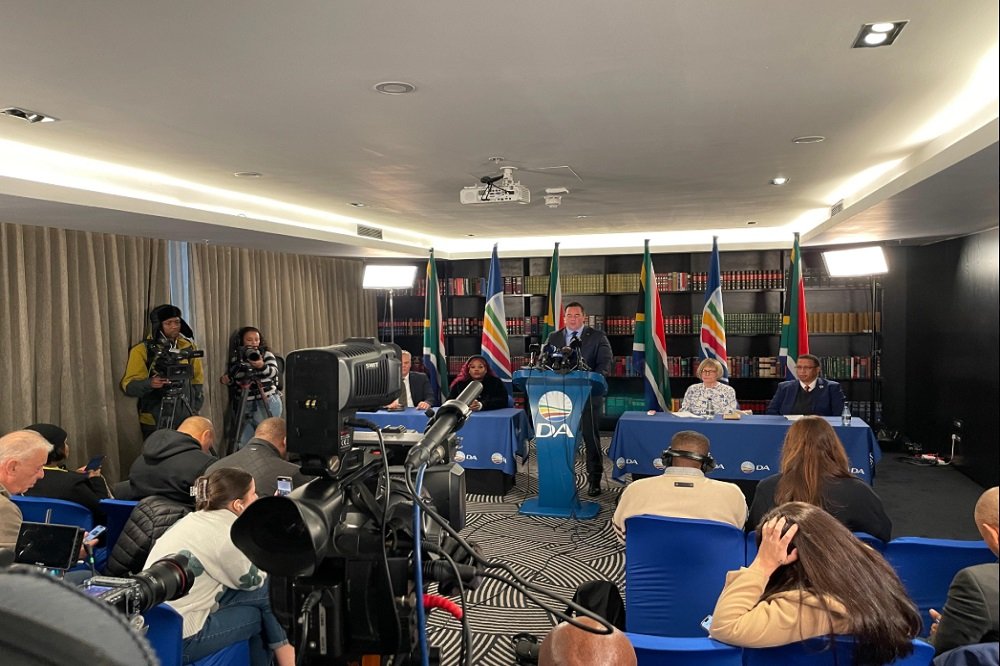 Conflict between ANC and DA could escalate: Breakfast – SABC News