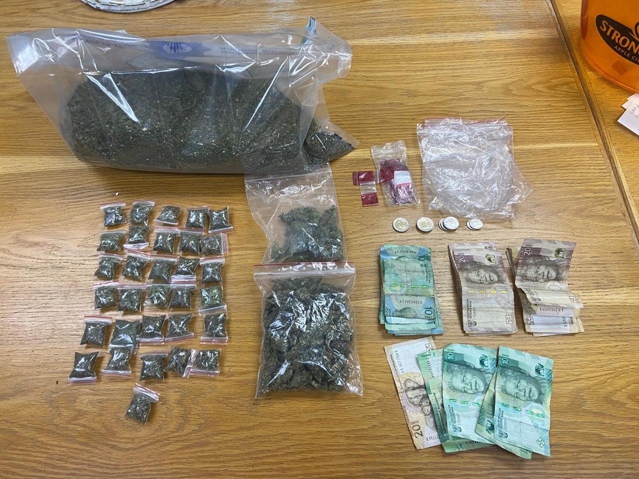 Four suspects arrested Northern Cape in connection of drugs – SABC News
