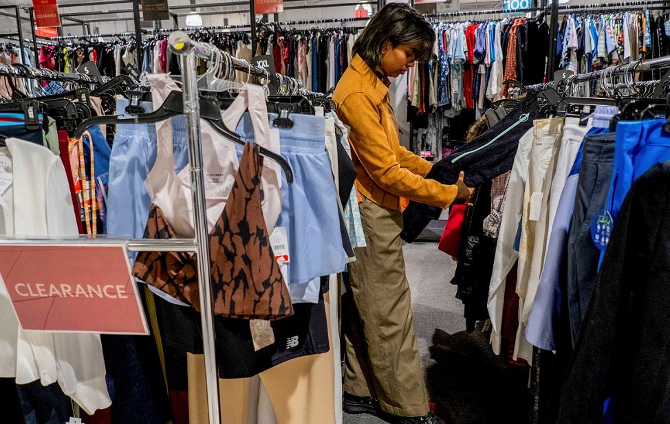 Stats SA data shows uptick in retail sales for April – SABC News