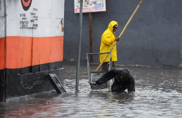 Expert urges caution on relocating flood-hit families in Eastern Cape – SABC News