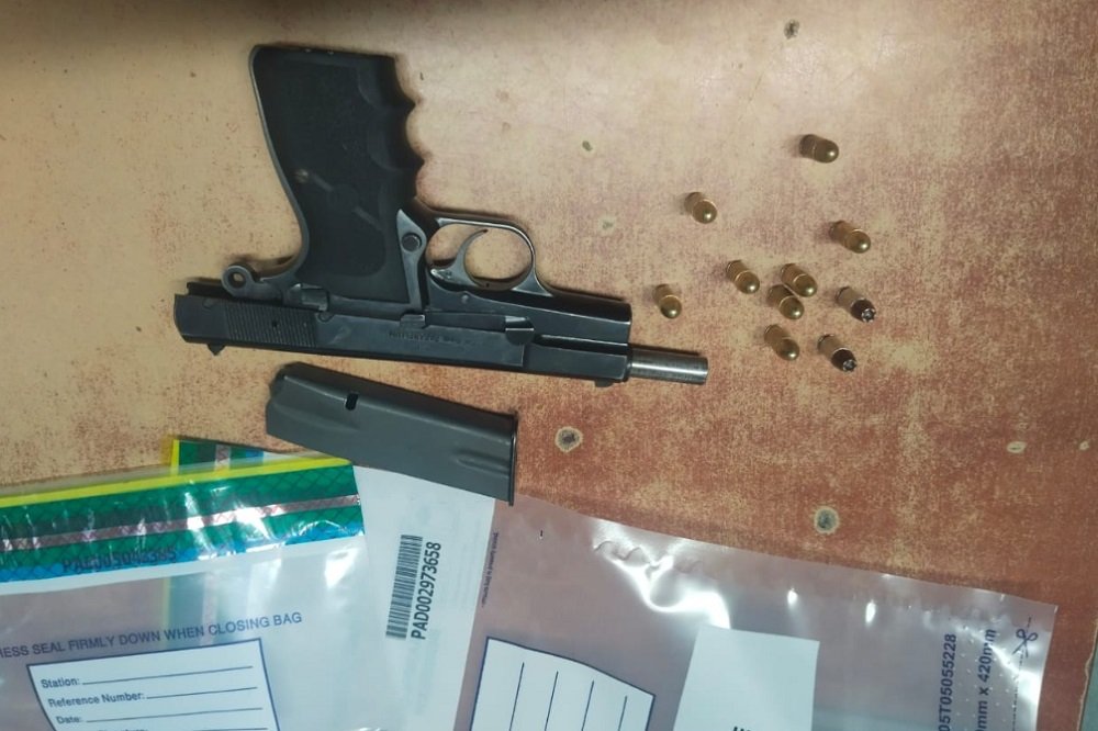 Suspects arrested in Phillipi for vehicle theft, firearms – SABC News