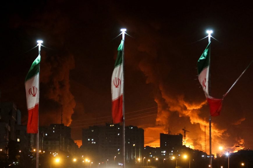 Trump calls for Iran’s complete surrender to avoid further attacks – SABC News