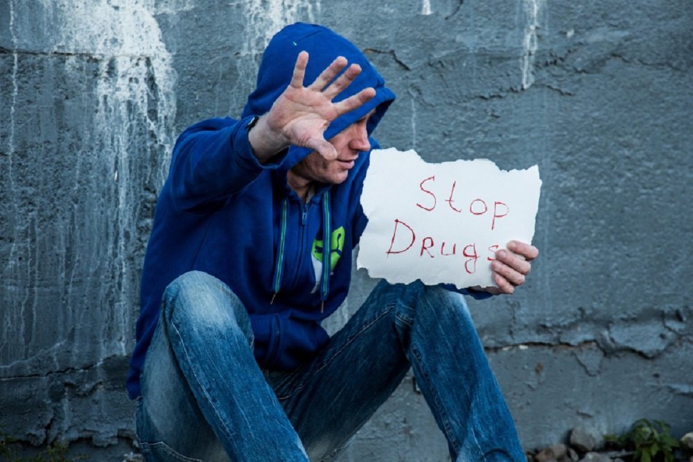 Gauteng govt. to assist hundreds of drug abusers beat the addiction – SABC News