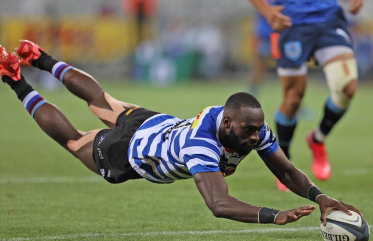 Sharks snap up WP wing, via NFL