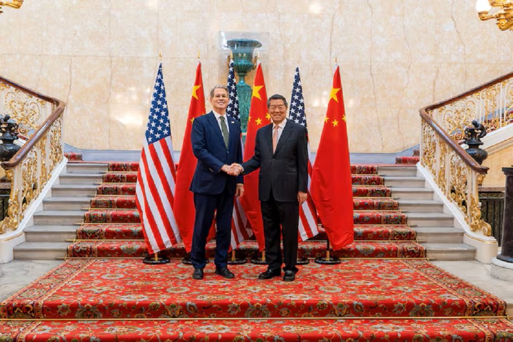 US, China reach deal to ease export curbs, keep tariff truce alive – SABC News