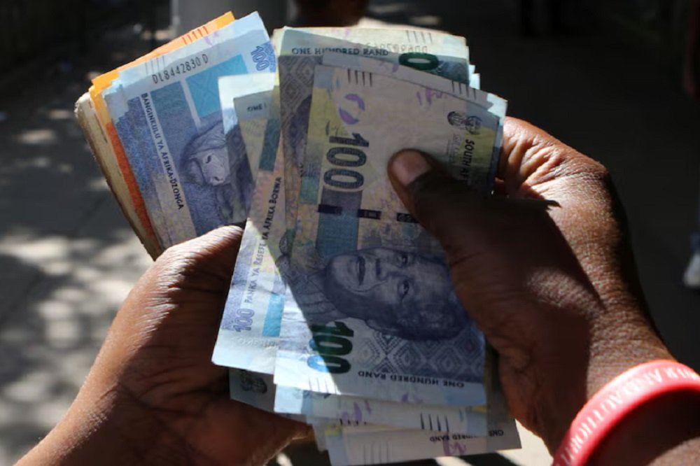 National Financial Ombud pays R328 mln to consumers in 2024 – SABC News