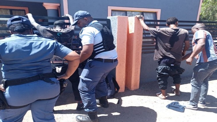 SAPS arrest over 13 000 suspects nationwide in 90-day blitz – SABC News