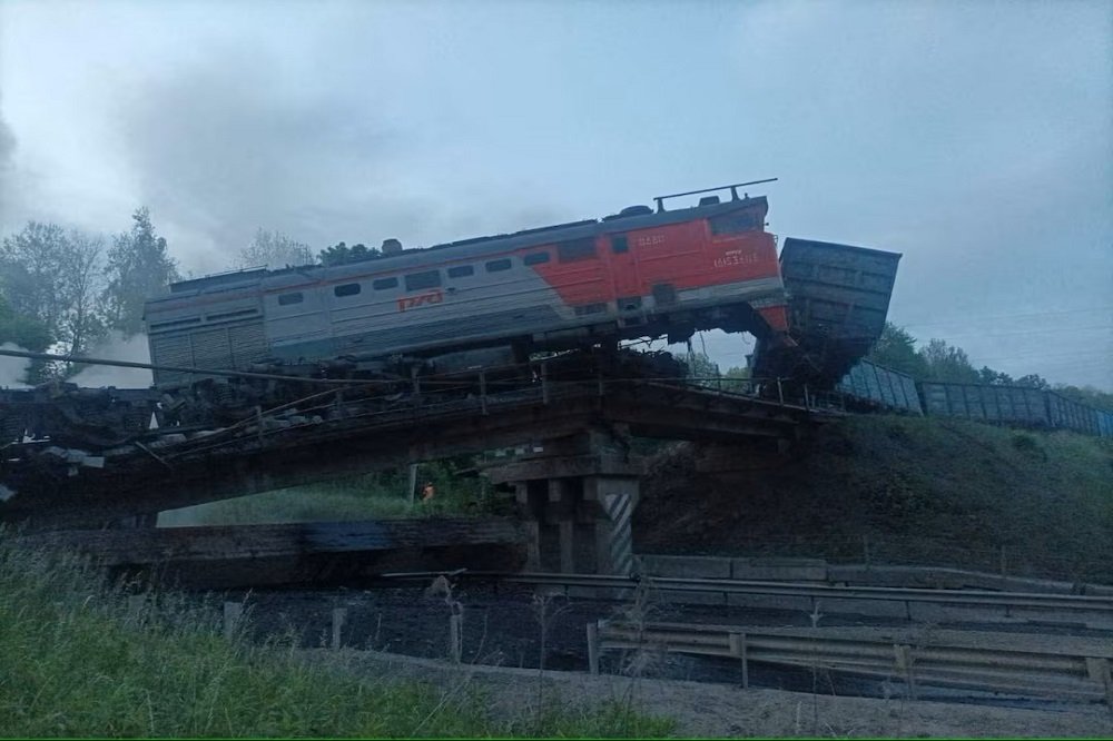 Seven killed in bridge blasts in Russian regions bordering Ukraine – SABC News