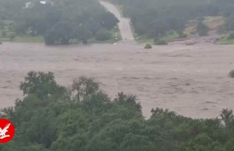 Timelapse shows Texas flash floods turn dry river into deadly rapids in 20 minutes