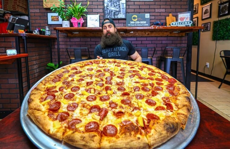 THIS PIZZA CHALLENGE IN FLORIDA HAS ONLY BEEN BEATEN ONCE! | BeardMeatsFood