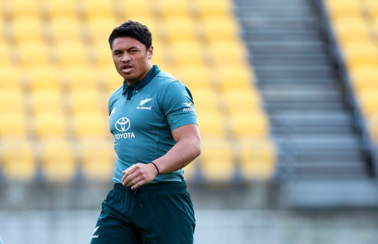 Tuipolotu, Clarke drafted into All Blacks team