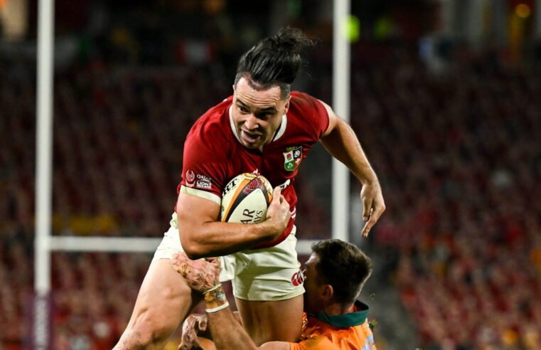 Under-fire Lowe retained, Farrell on the bench