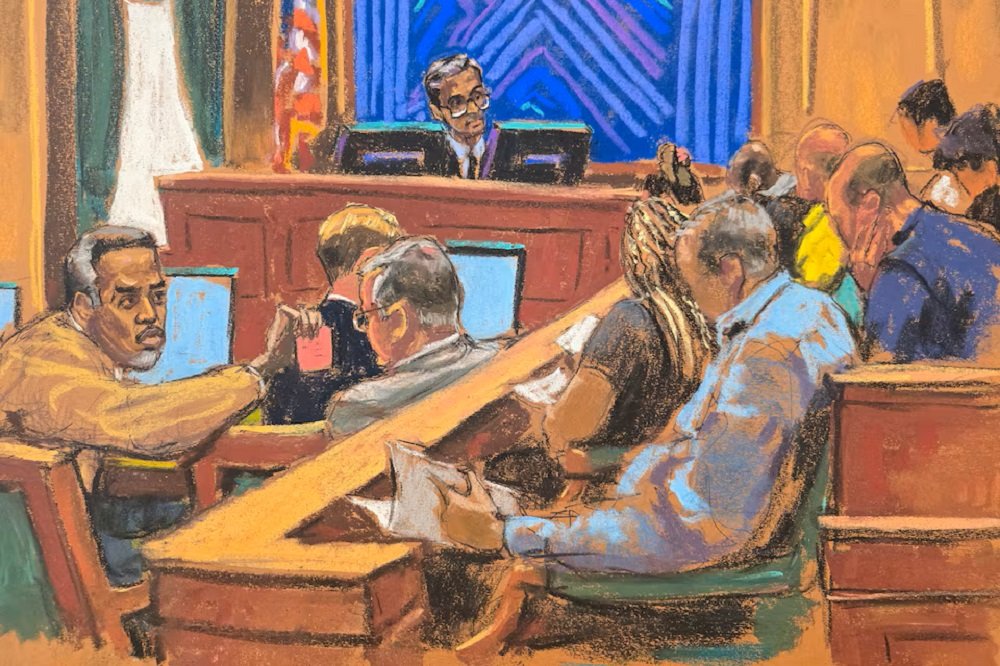 Jury in Diddy trial to keep deliberating after deadlock on one charge – SABC News